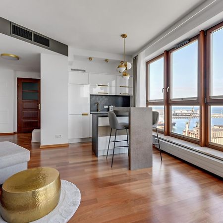 Sea Towers Apartment Гдиня Екстериор снимка