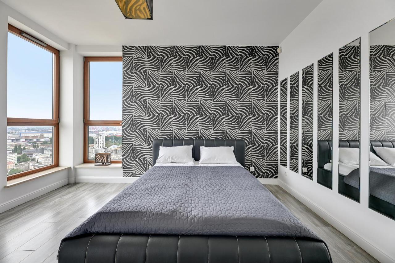 Sea Towers Apartment Гдиня Екстериор снимка