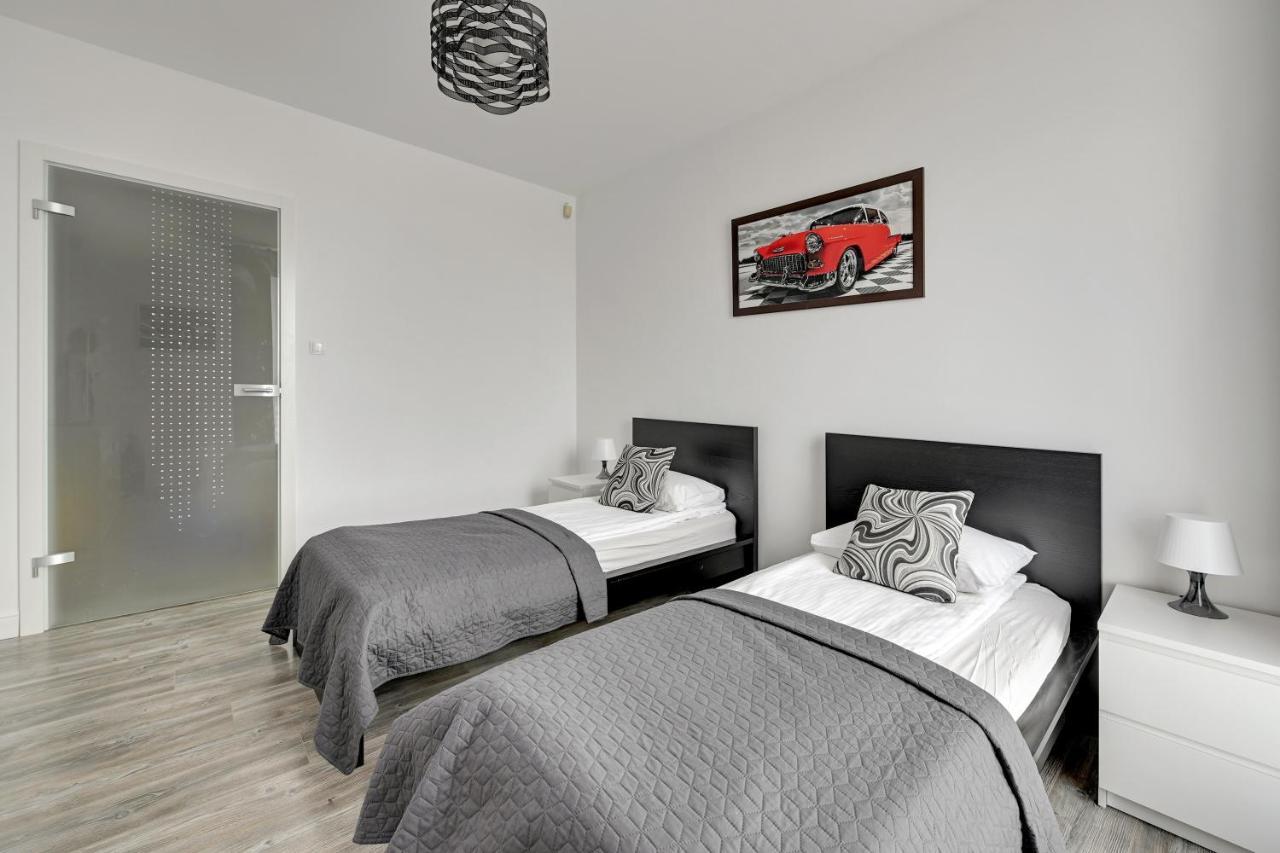 Sea Towers Apartment Гдиня Екстериор снимка