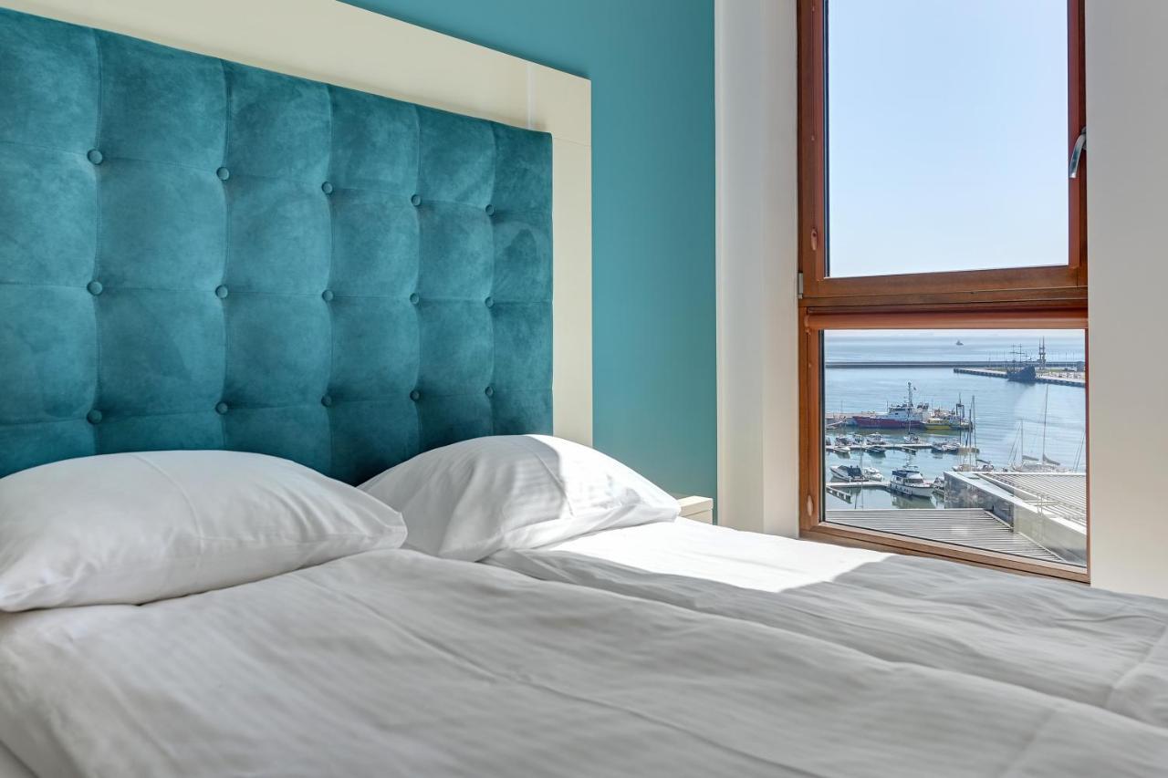 Sea Towers Apartment Гдиня Екстериор снимка