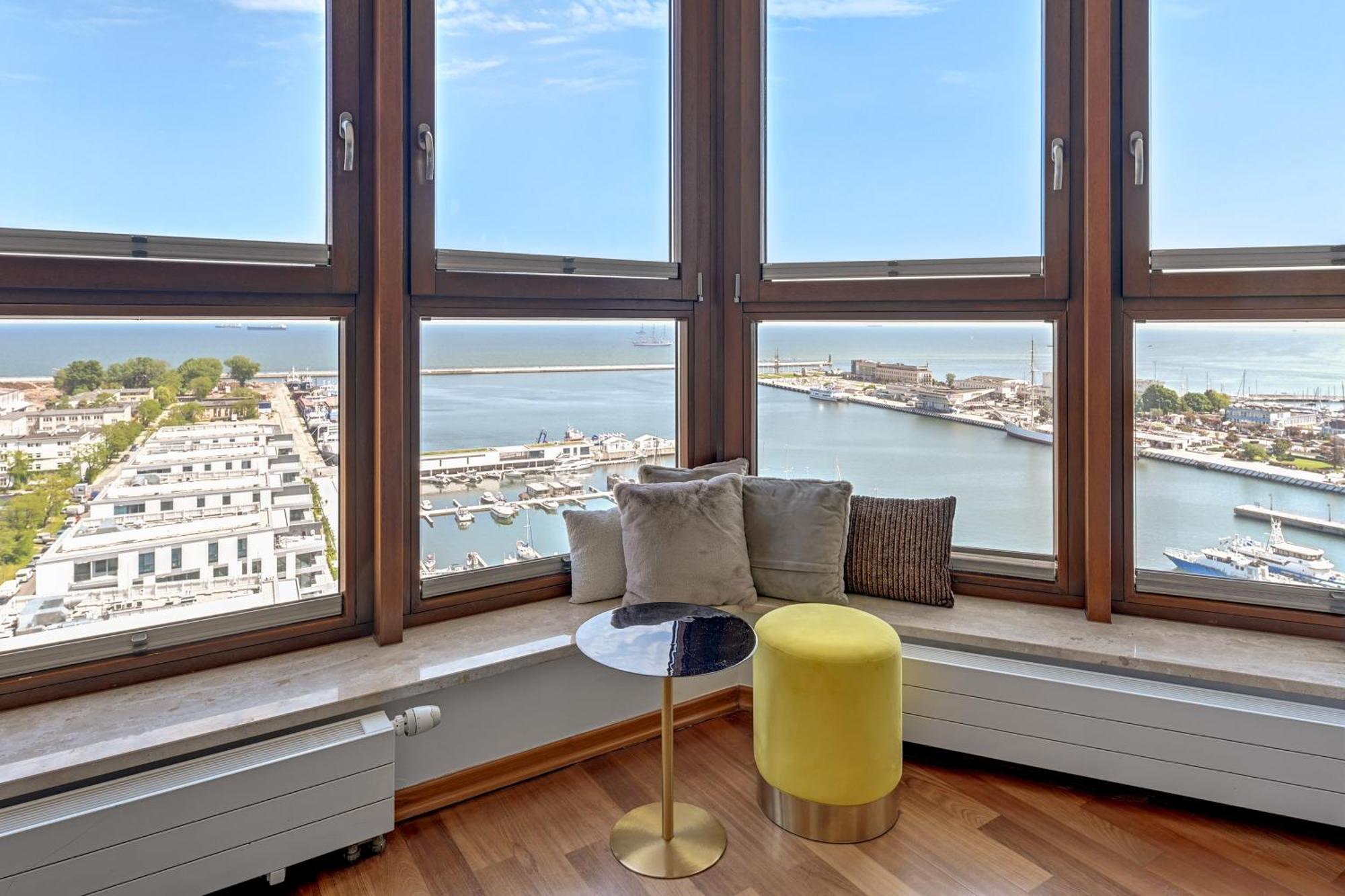 Sea Towers Apartment Гдиня Екстериор снимка